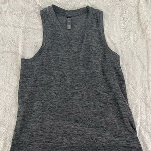 Grey work out shirt